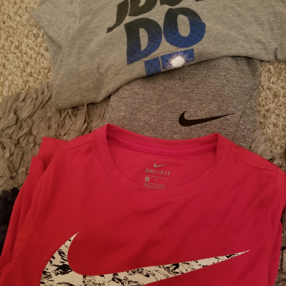 Boys nike medium